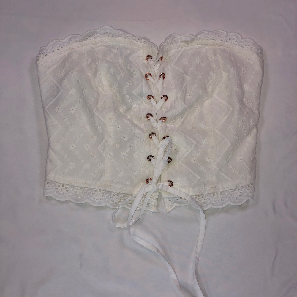 Forever 21 White Eyelet Lace Corset Tube Top Strapless Smocked Small